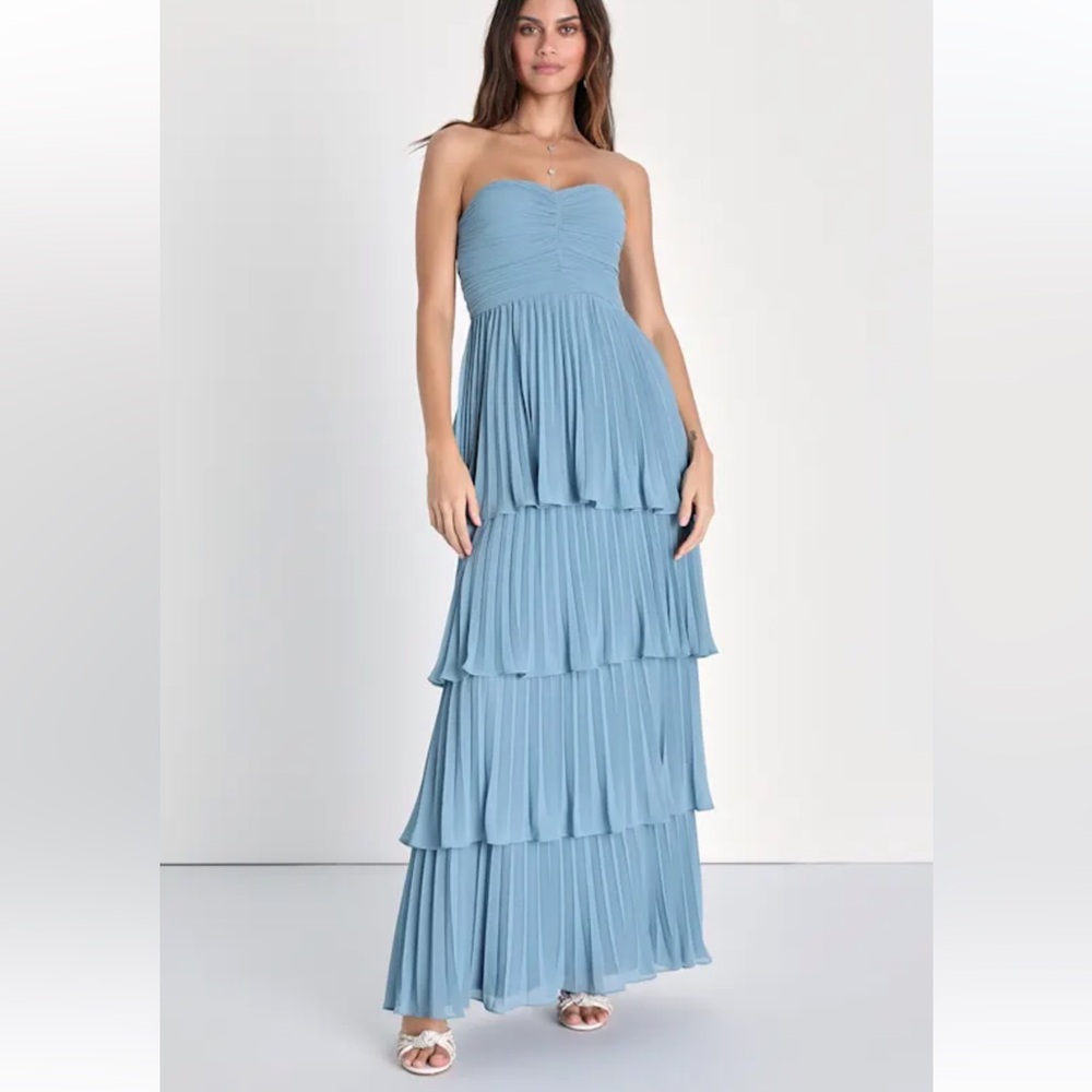 Lulu's Strapless Blue Tiered Dress
